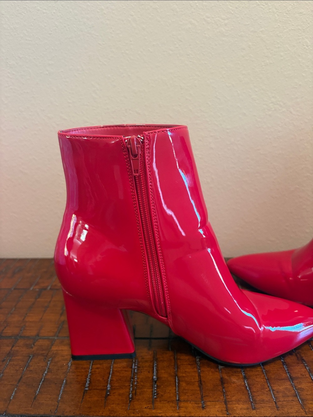 BAMBOO Patent Leather Red Heeled Ankle Boots Size 10 - Picture 5 of 7